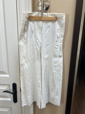 Babaton White Wide-Leg Pants - Classic Linen-Blend